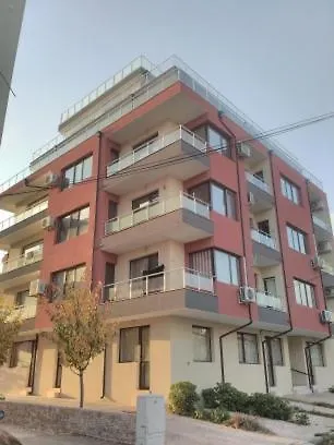 Appartement приятный отдых в студии на море в сарафово *